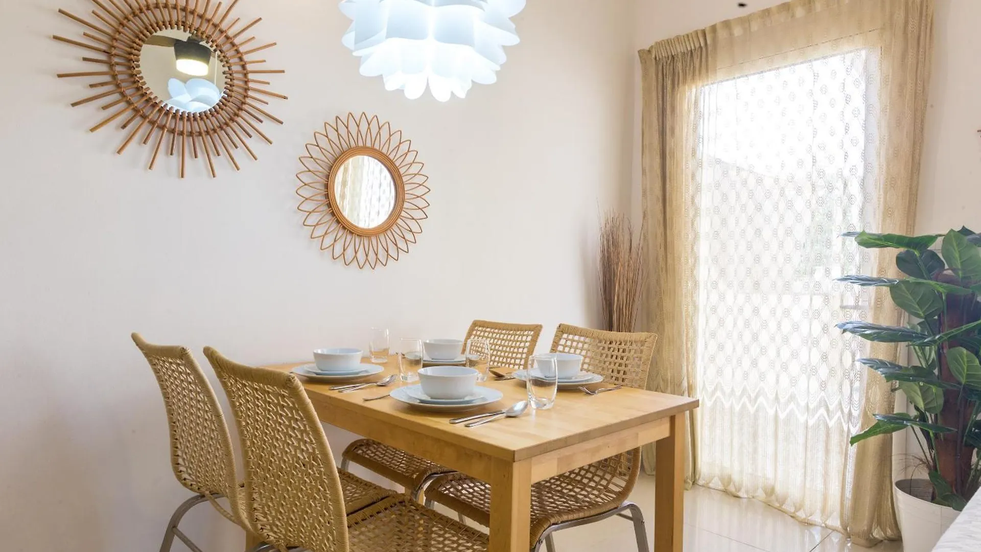 Relaxing Villa Escape - Garden & Pool Near Beach Ras al-Khaimah 0*,