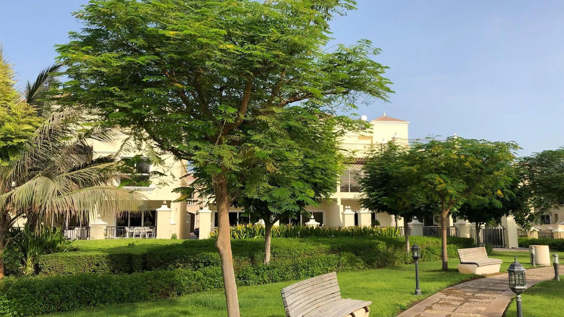 Relaxing Villa Escape - Garden & Pool Near Beach Ras al-Khaimah