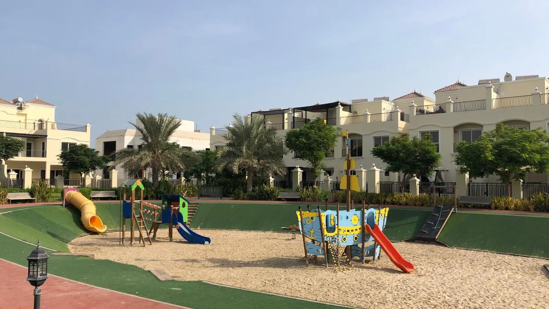 Vakantiehuis Relaxing Villa Escape - Garden & Pool Near Beach Ras al-Khaimah